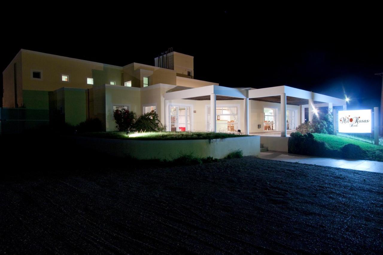 Mil Rosas Hotel Las Grutas Bagian luar foto